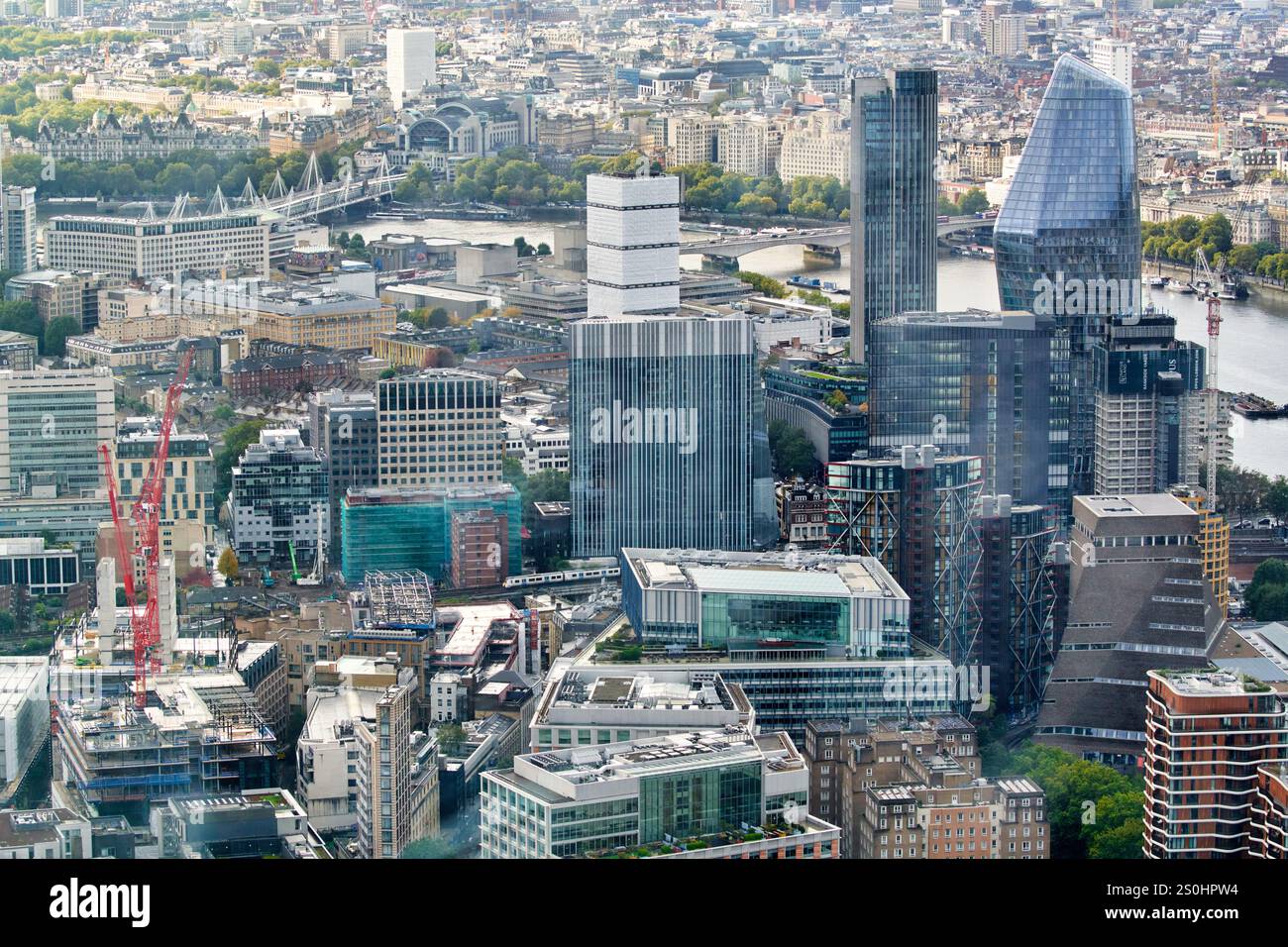 Skyline, City of London, edifici del quartiere finanziario, vista da The Shard, Londra, Inghilterra, Regno Unito Foto Stock