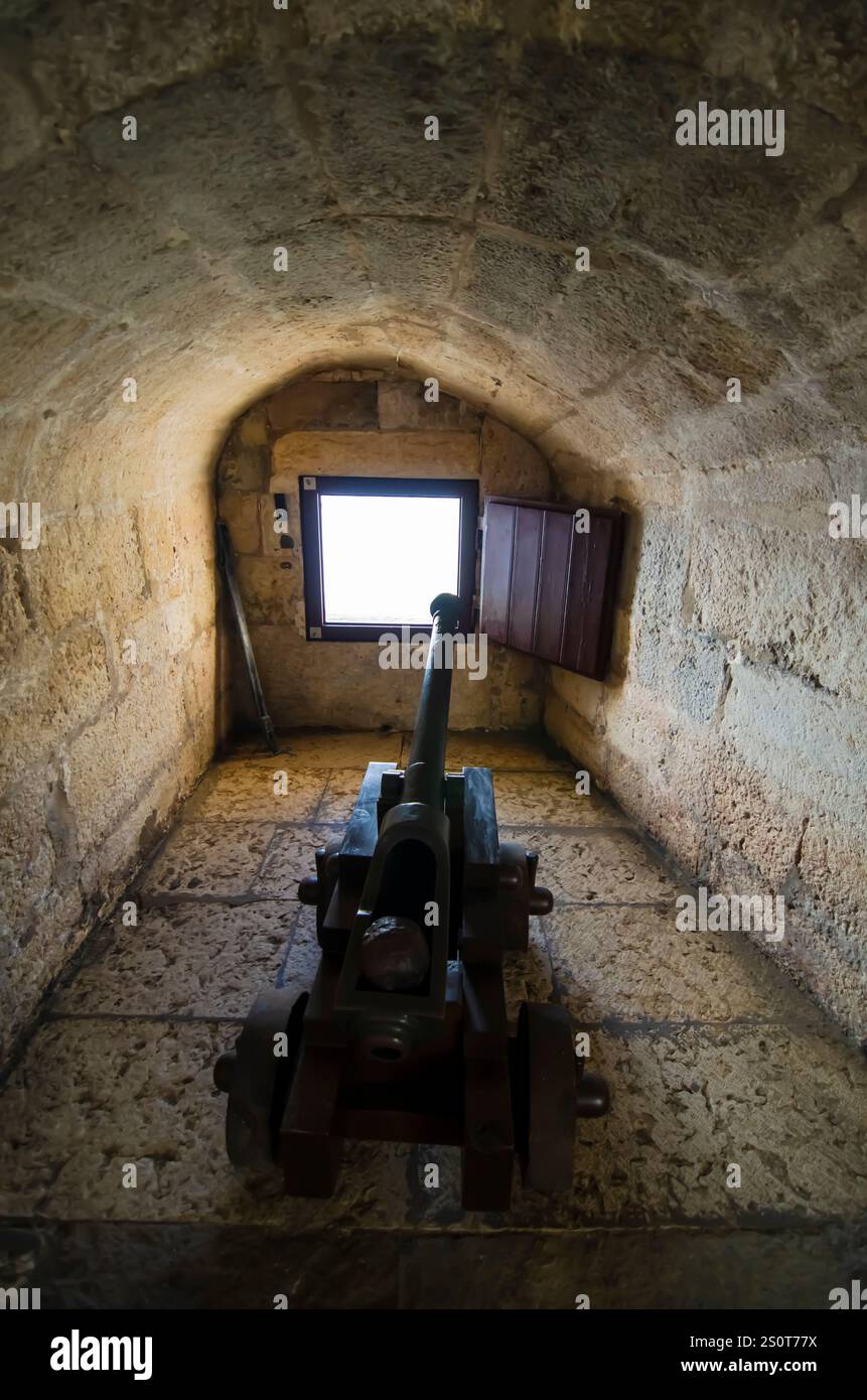 Torre de Belem. Archi in stile Rennaissance. Costruito nel XVI secolo per difendere la foce del fiume Tago. Belem, Lisbona, Portogallo Foto Stock