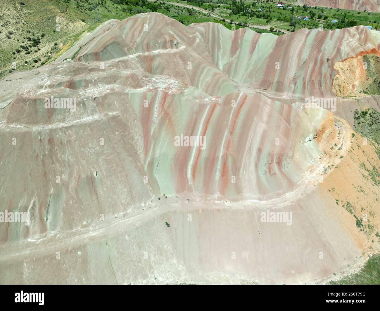 Una vista dalle Rainbow Hills a Erzurum, Turchia Foto Stock