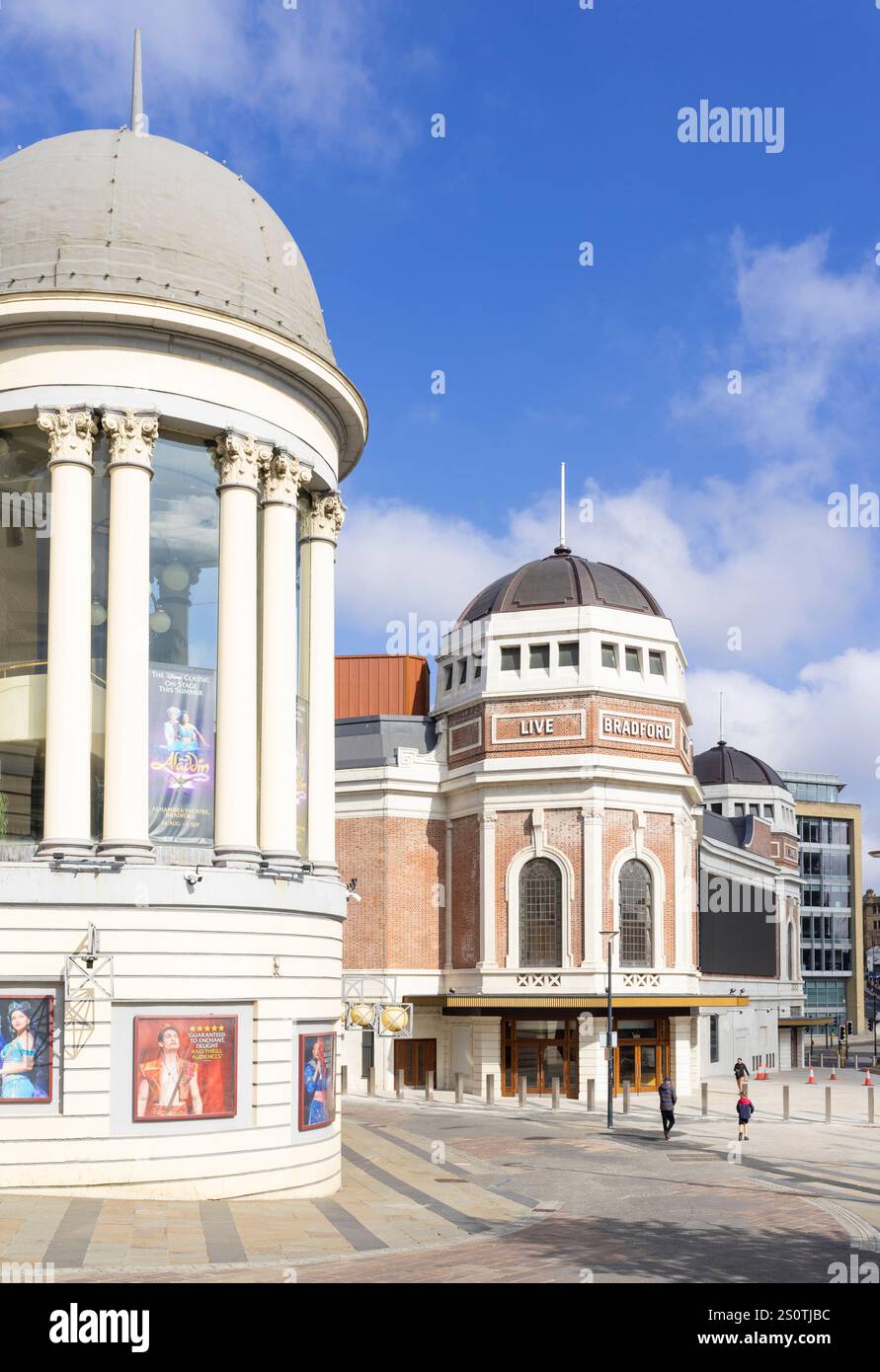 Bradford UK The Alhambra Theatre e Bradford Live un ex cinema Odeon nel centro della città di Bradford Yorkshire Inghilterra Regno Unito Europa Foto Stock