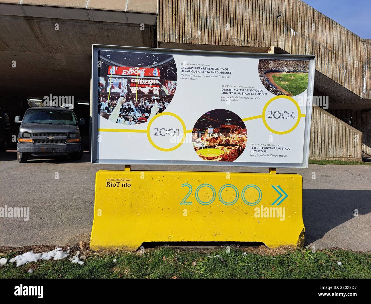 2001 - 2004 Storia dello Stadio Olimpico a Montreal, Quebec, Canada Foto Stock