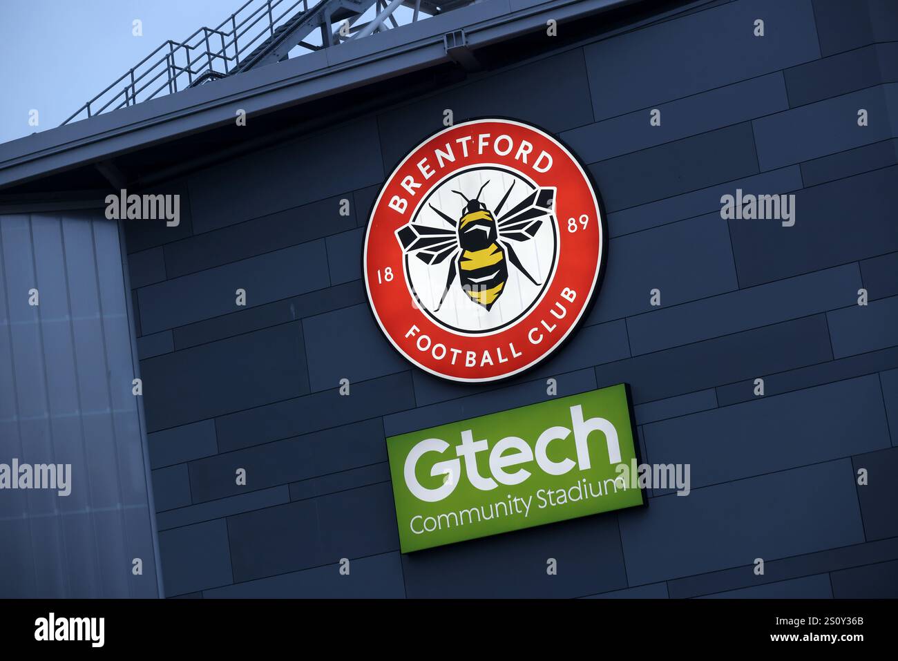 Vista generale del Brentford Football Club a Londra, Regno Unito. Foto Stock