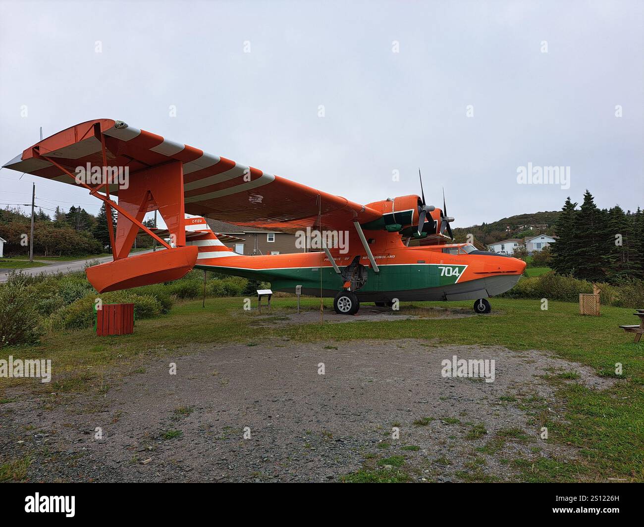 PBY Canso Water Bomber al Memorial Park di St. Anthony, Newfoundland & Labrador, Canada Foto Stock