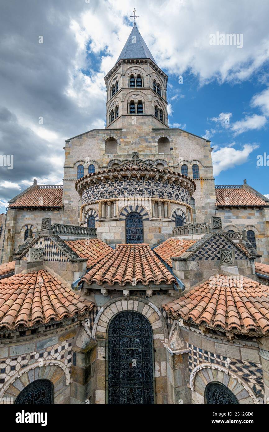 Basilica di Notre-Dame du Port a Clermont-Ferrand, Francia Foto Stock