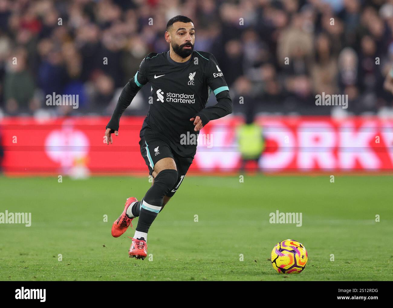 Londra, Regno Unito. 29 dicembre 2024. Mohamed Salah del Liverpool durante la partita di Premier League al London Stadium di Londra. Il credito per immagini dovrebbe essere: Paul Terry/Sportimage Credit: Sportimage Ltd/Alamy Live News Foto Stock
