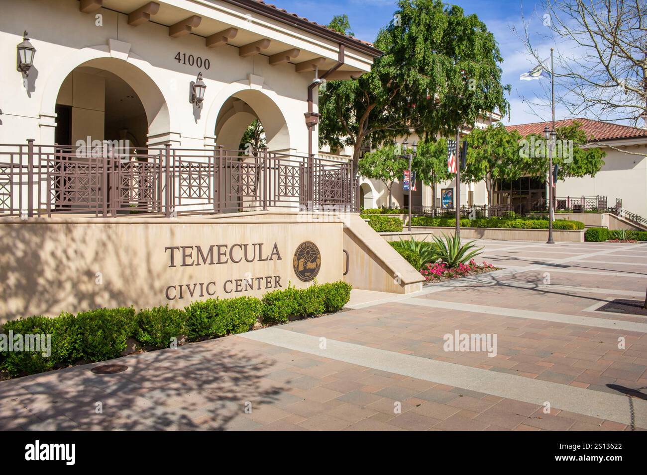 Temecula, California, Stati Uniti - 04-08-2019: Una veduta del cartello d'ingresso per il Temecula Civic Center. Foto Stock