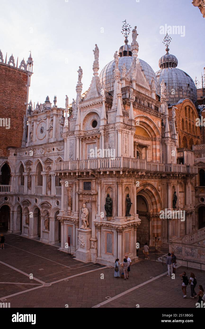 Venezia, Palazzo Ducale d'Italia e architettura circostante Foto Stock