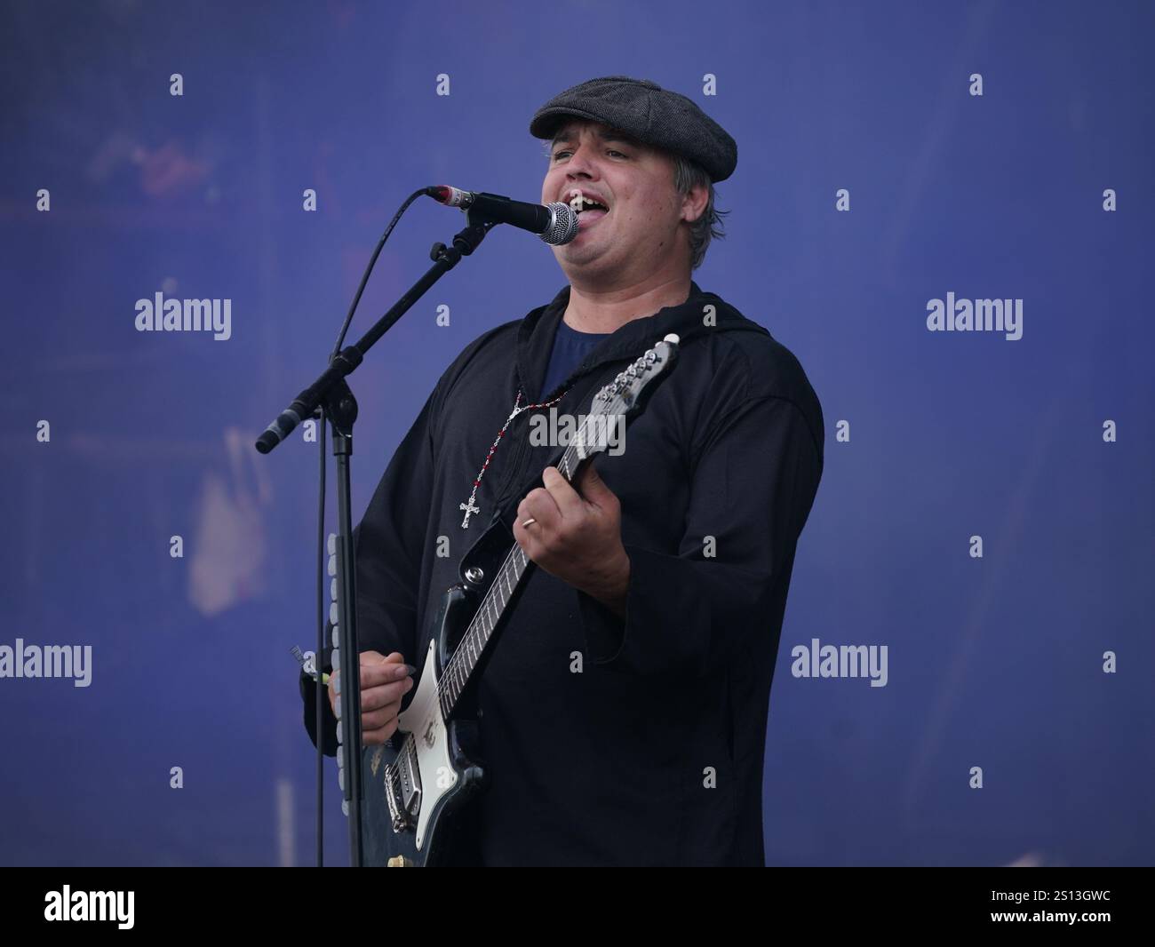 Foto del file datata 24/6/2022 del cantante dei Libertines Pete Doherty che ha detto che si sarebbe legato al suo giovane se stesso e lo avrebbe "portato in una foresta" per "dargli un po' di duro amore". Doherty, 45 anni, ha anche detto che avrebbe detto al suo sé più giovane di "dormire un po'", dicendo che quando gli mancava il sonno sarebbero accadute cose "stupide" e "criminali". Il cantante stava parlando di liberarsi dalla sua tossicodipendenza e della sua ascesa alla fama nel podcast Young Again di Kirsty Young su BBC radio 4. Data di pubblicazione: Martedì 31 dicembre 2024. Foto Stock