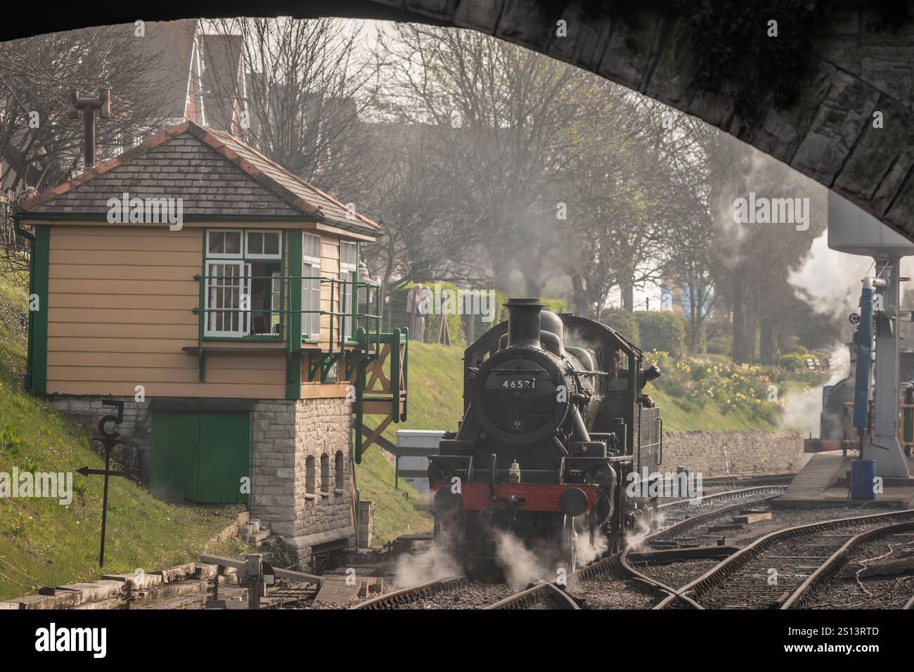 BR Classe 2 2-6-0 No. 46521, Swanage, Dorset, Inghilterra, Regno Unito Foto Stock