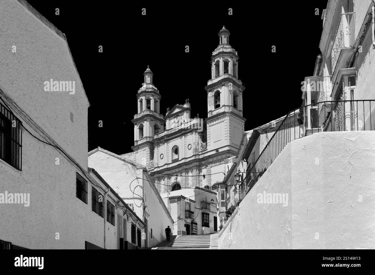 Veduta della Chiesa di nostra Signora dell'Encarnacion, città di Olvera, provincia di Cadice, Spagna. Foto Stock