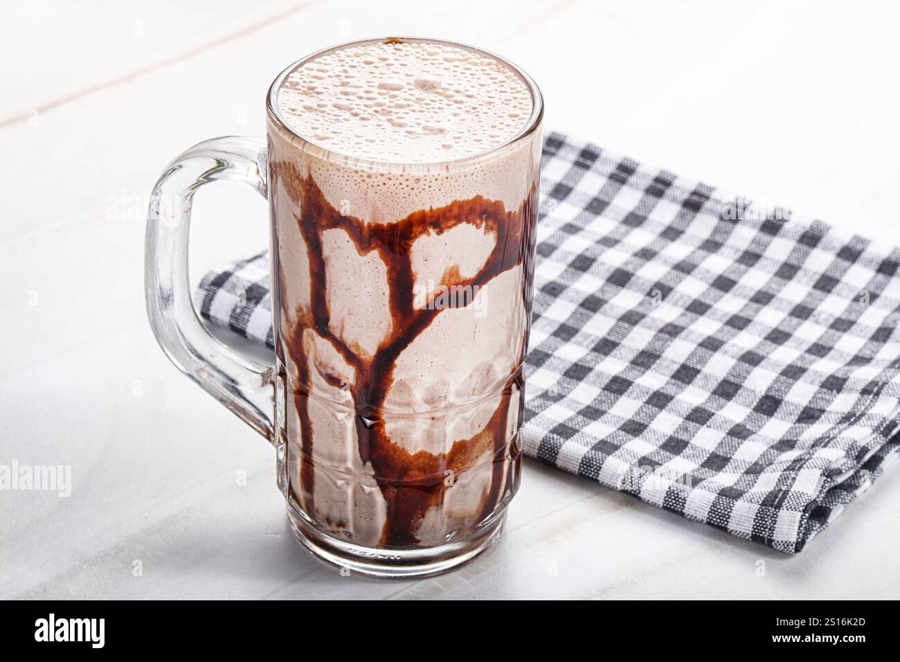 Yogurt indiano cioccolata lassi bevanda Foto Stock