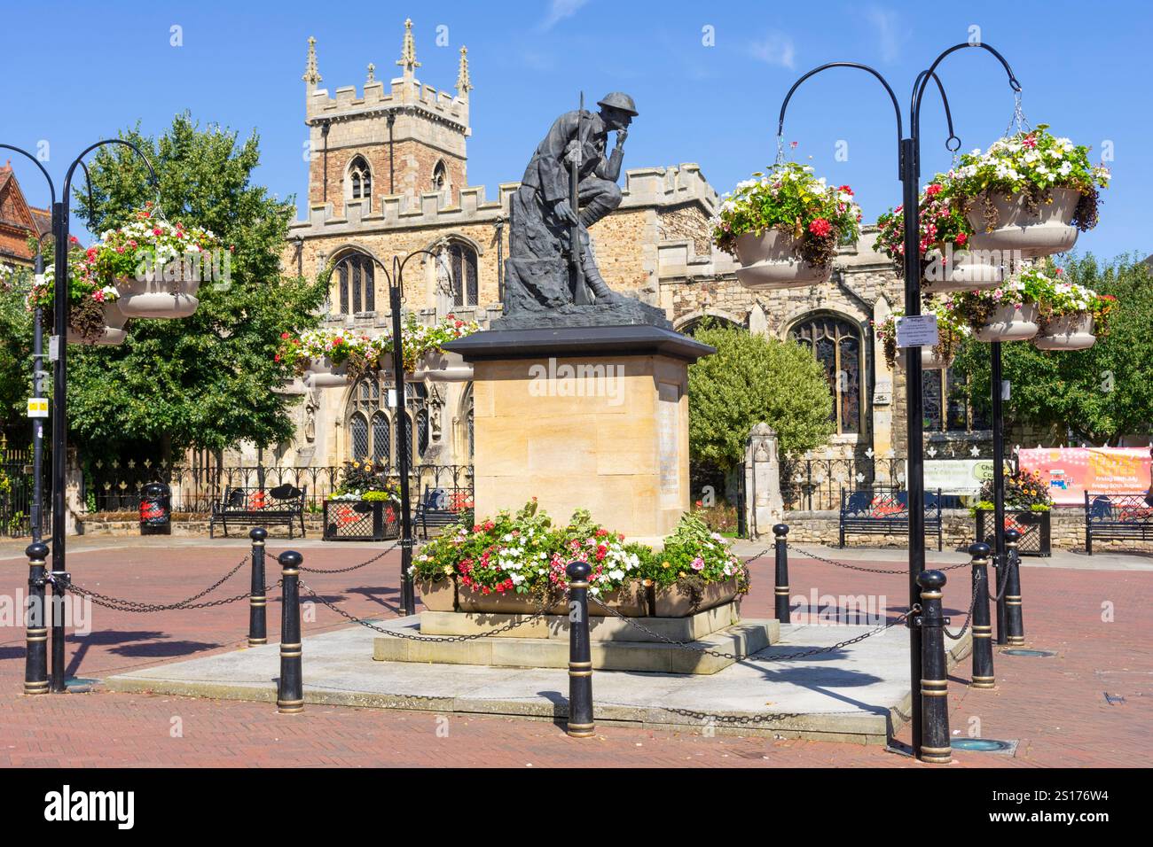 Centro di Huntingdon chiesa Huntingdon Cambridgeshire Inghilterra Regno Unito Europa Foto Stock