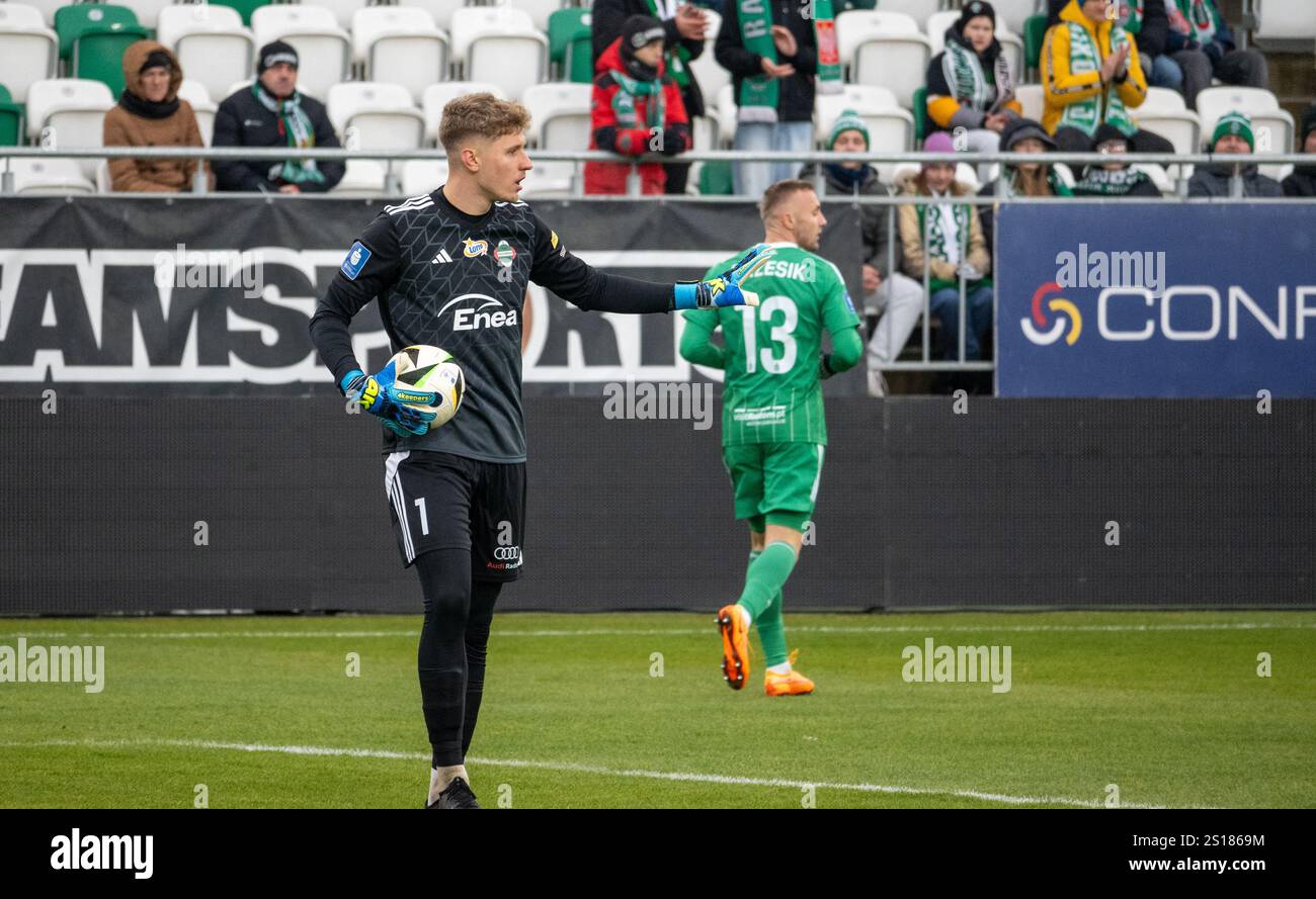 Radomiak Radom Maciej Kikolski durante Radomiak Radom vs Stal Mielec. PKO BP Ekstraklasa. Stadion im. Braci Czachorów, Radom, polonia Foto Stock