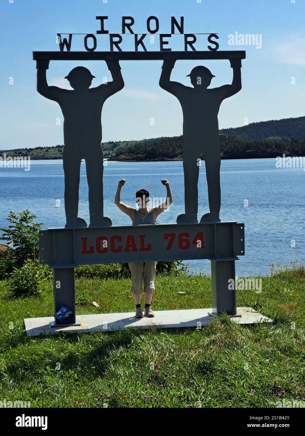 Insegna del sindacato dei lavoratori del ferro sulla spiaggia di Conception Harbour, Newfoundland & Labrador, Canada Foto Stock