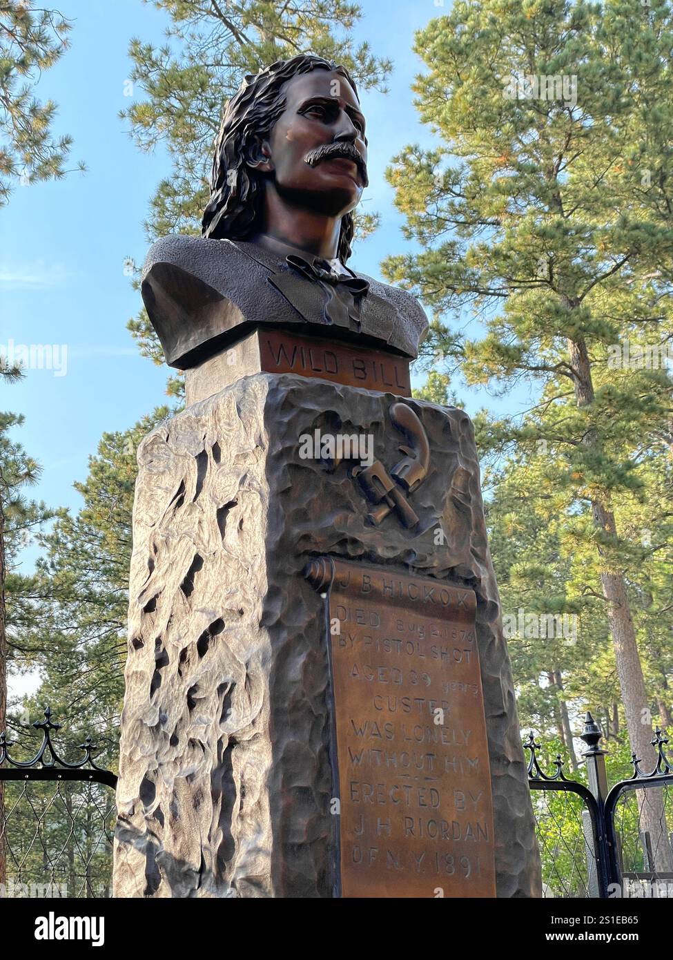 Tomba di Wild Bill Hickok al cimitero di Mount Moriah, Deadwood, South Dakota, Stati Uniti Foto Stock