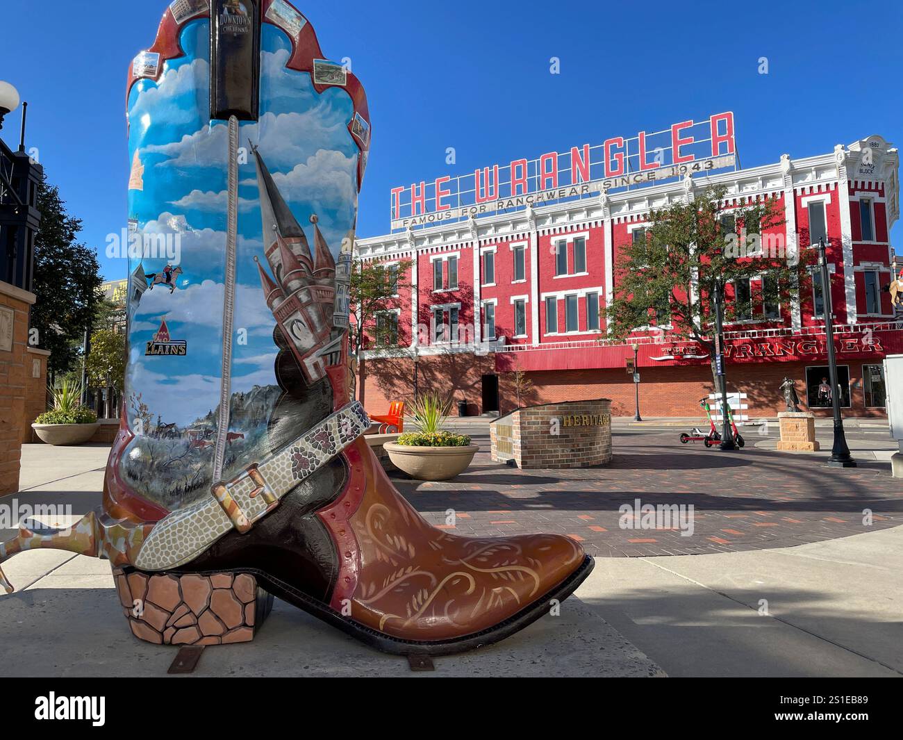Stivale da cowboy nel centro storico di Cheyenne, Wyoming, Stati Uniti Foto Stock