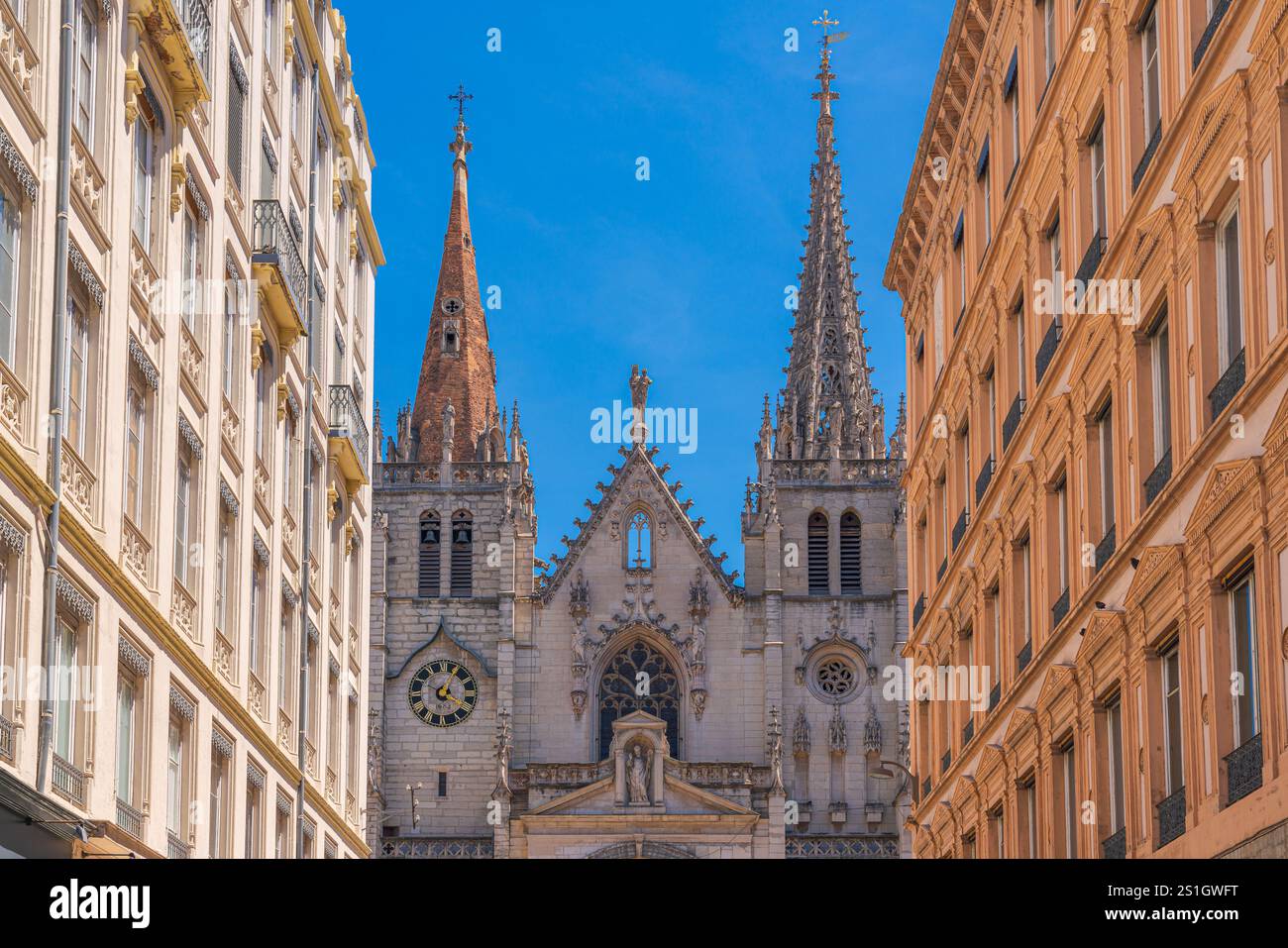 Lione, Francia. 13 giugno 2024. Facciata della chiesa di Saint-Nizier nel quartiere Presqu'île, completata alla fine del XVI secolo Foto Stock