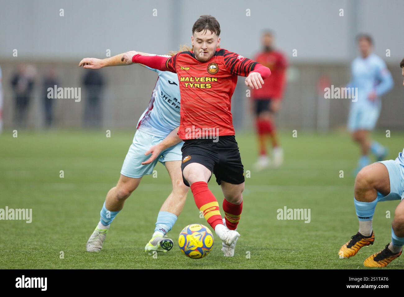 Gloucester, Regno Unito, 4 gennaio 2025. Harry Pinchard di Gloucester durante la partita della Southern League Premier Division South tra Gloucester City e Taunton Town FC. (Crediti: Gustavo Pantano/Alamy Live News) Foto Stock