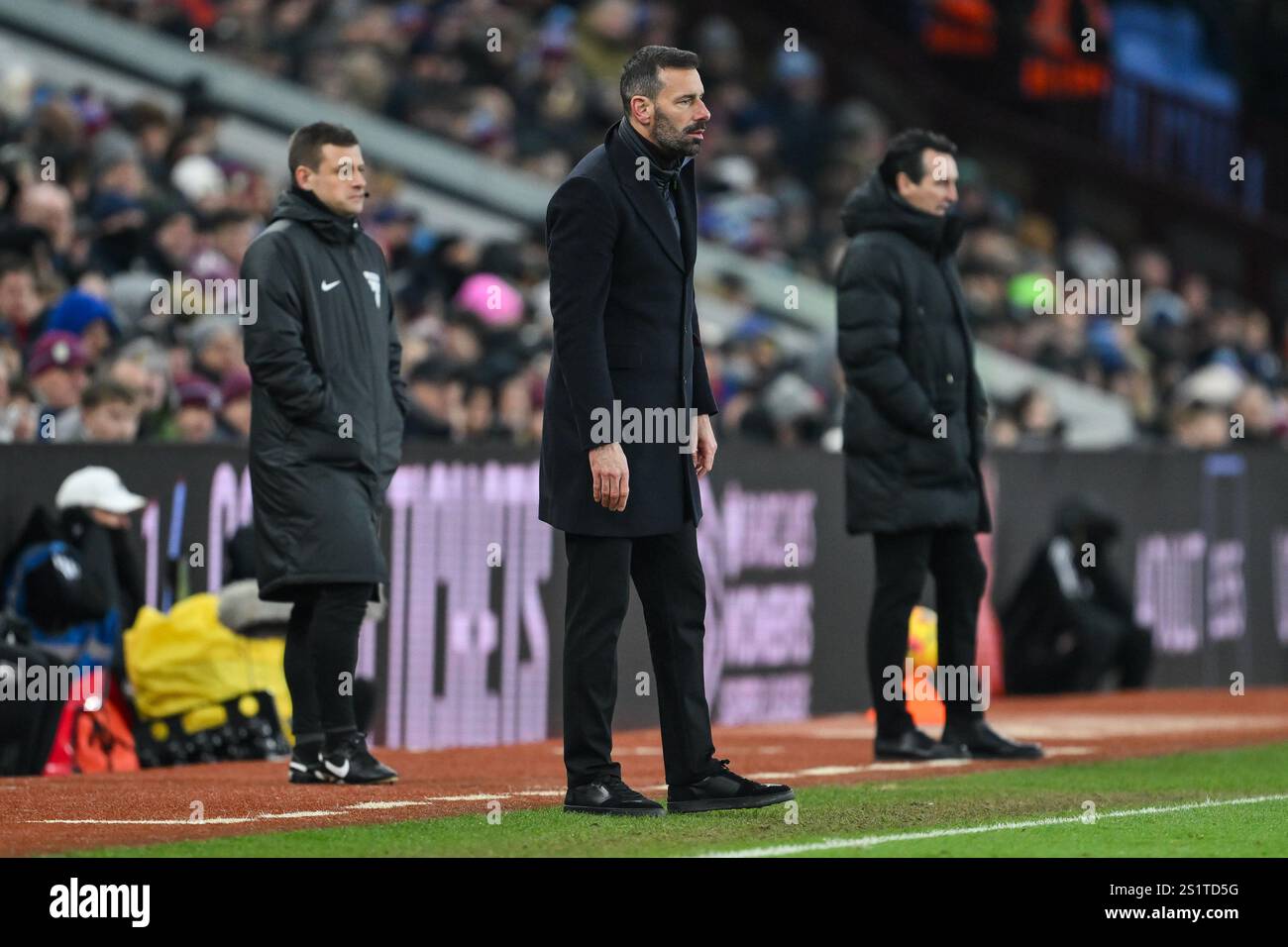 Ruud van Nistelrooy Manager di Leicester City durante la partita di Premier League Aston Villa vs Leicester City a Villa Park, Birmingham, Regno Unito, 4 gennaio 2025 (foto di Craig Thomas/News Images) Foto Stock