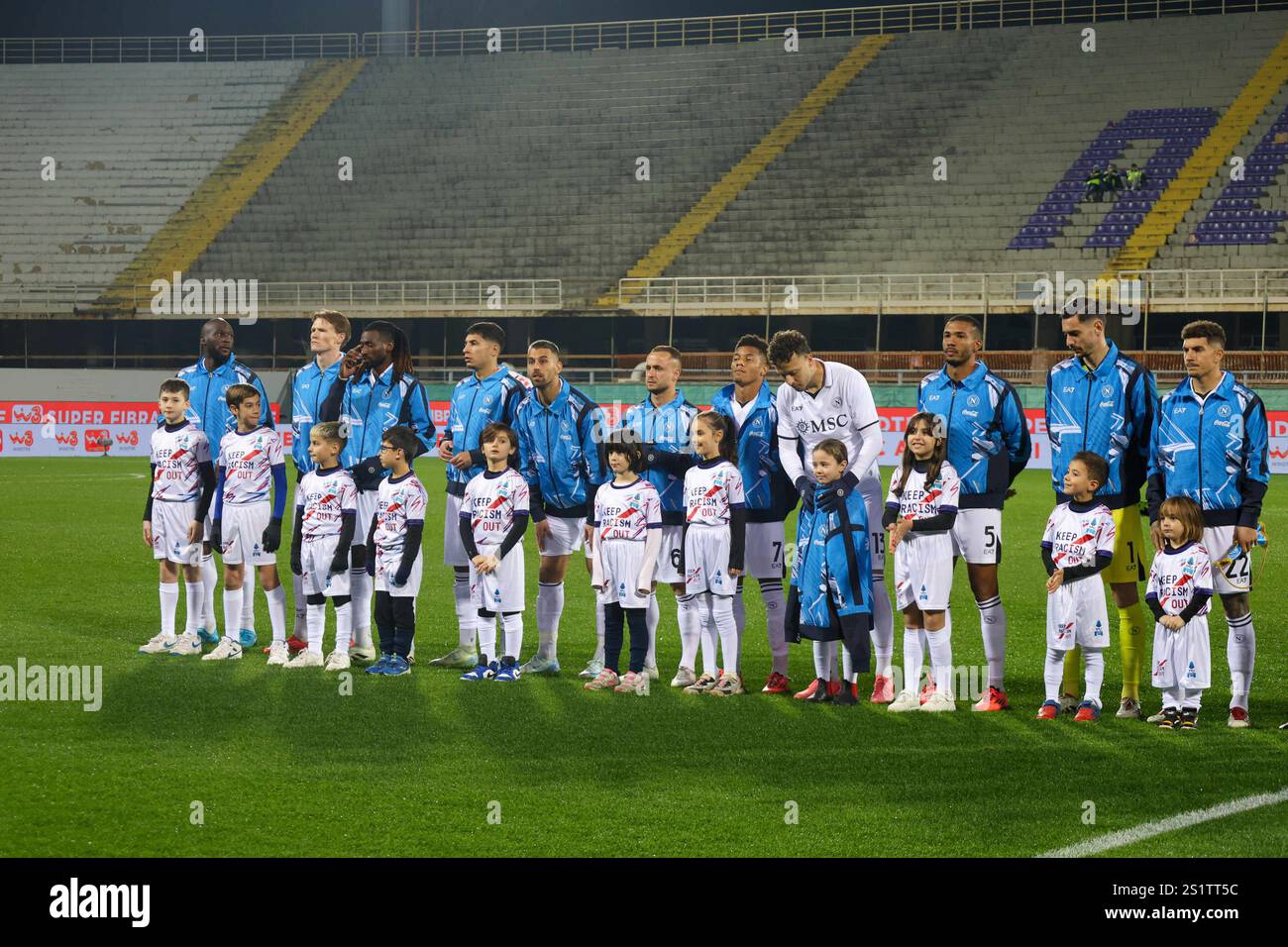 Firenze, Toscana, ITALIA. 4 gennaio 2025. Durante la partita di calcio del 04/01/2025, valida per il campionato italiano di serie A - 2024/25 a Firenze allo Stadio Artemio Franchi tra AC Fiorentina e SSC Napoli. Nella foto: napoli (immagine di credito: © Fabio Sasso/ZUMA Press Wire) SOLO USO EDITORIALE! Non per USO commerciale! Foto Stock