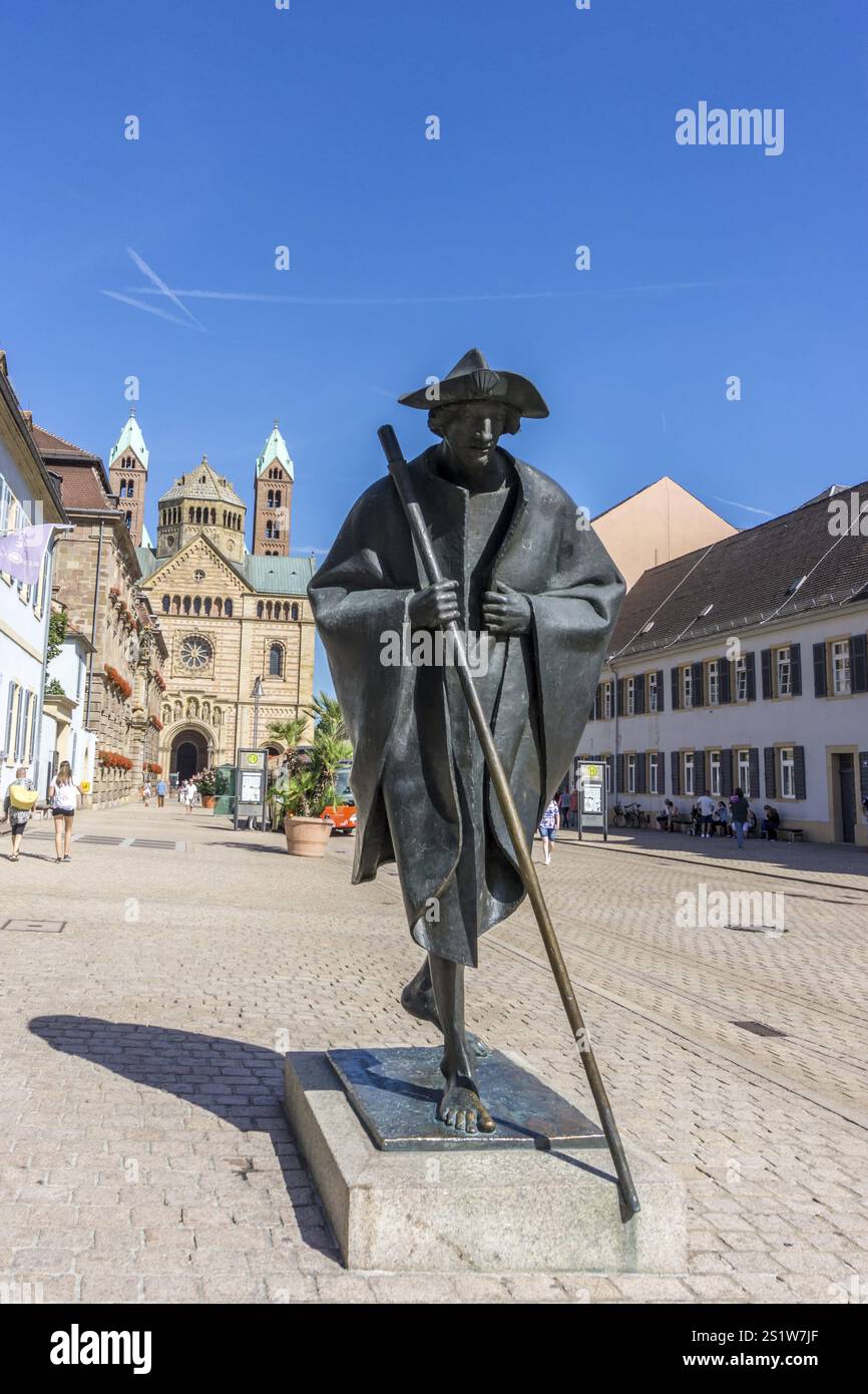 La splendida città di Speyer in Germania, con molti edifici storici, è un famoso Consiglio di viaggio. La splendida città di Speyer in Germania con molti edifici storici Foto Stock La splendida città di Speyer in Germania, con molti edifici storici, è un famoso Consiglio di viaggio. La splendida città di Speyer in Germania con molti edifici storici Foto Stock