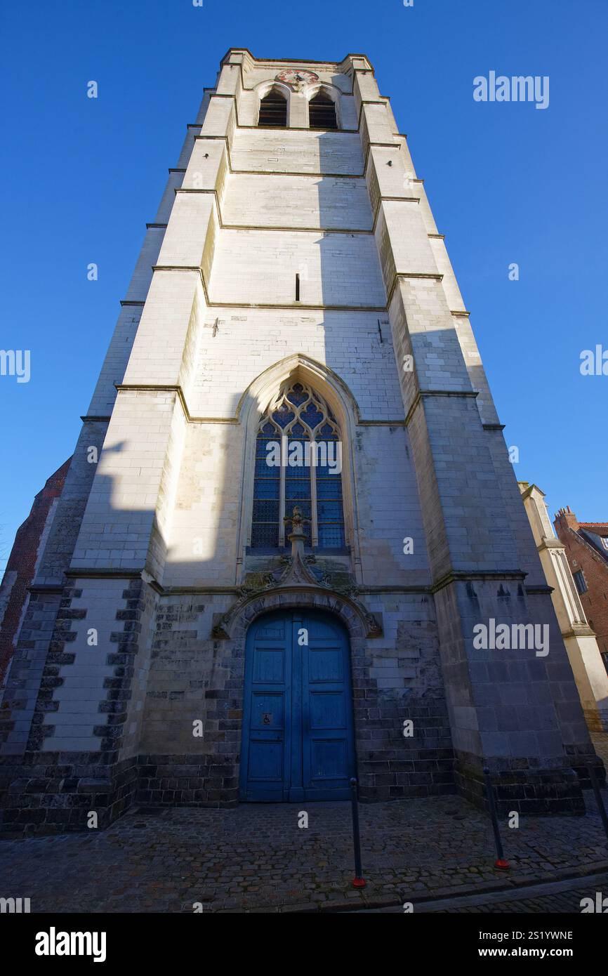 Sainte-Catherine chiesa di Lille , vecchio quartiere di Lille, Francia. Stile gotico sgargiante . Fu costruita nel XIII secolo Foto Stock