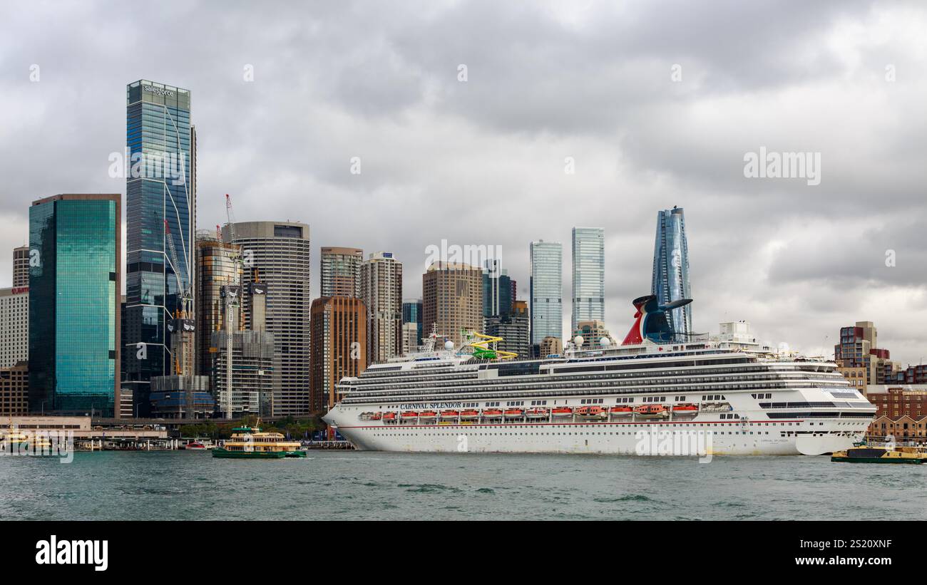 La nave da crociera 'Carnival Splendor' attraccata a Sydney, Australia Foto Stock