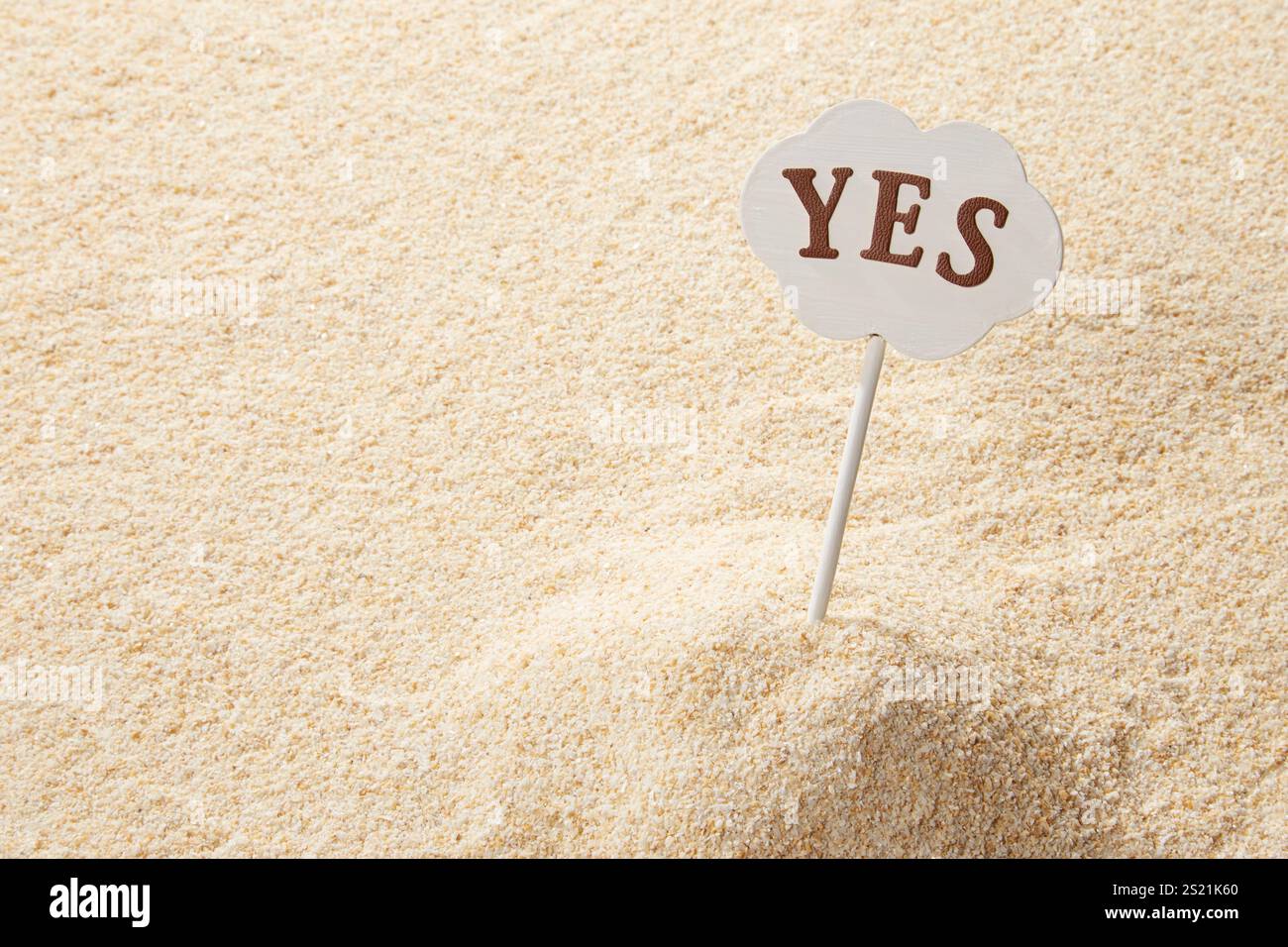 Chiedere aiuto sulla spiaggia immagine Foto Stock