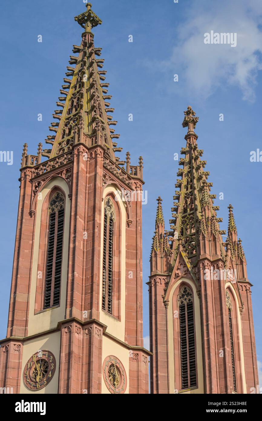 Rheingauer Dom, katholische Pfarrkirche Heilig Kreuz, Bischof-Blum-Platz, Geisenheim, Assia, Germania *** Cattedrale di Rheingau, Chiesa parrocchiale cattolica di Heilig Kreuz, Bischof Blum Platz, Geisenheim, Assia, Germania Foto Stock