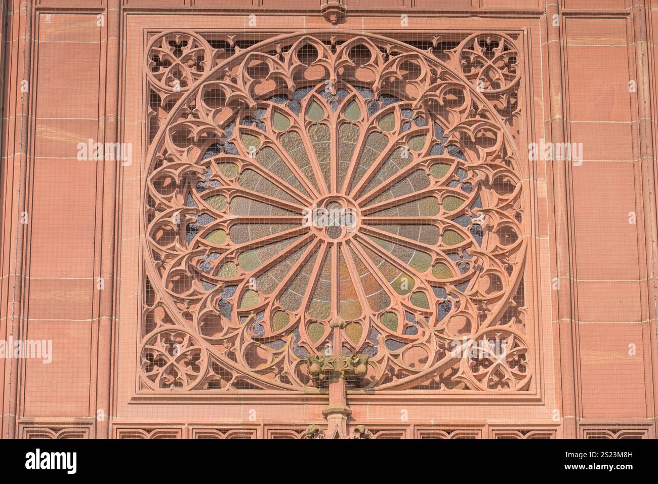 Rheingauer Dom, katholische Pfarrkirche Heilig Kreuz, Bischof-Blum-Platz, Geisenheim, Assia, Germania *** Cattedrale di Rheingau, Chiesa parrocchiale cattolica di Heilig Kreuz, Bischof Blum Platz, Geisenheim, Assia, Germania Foto Stock