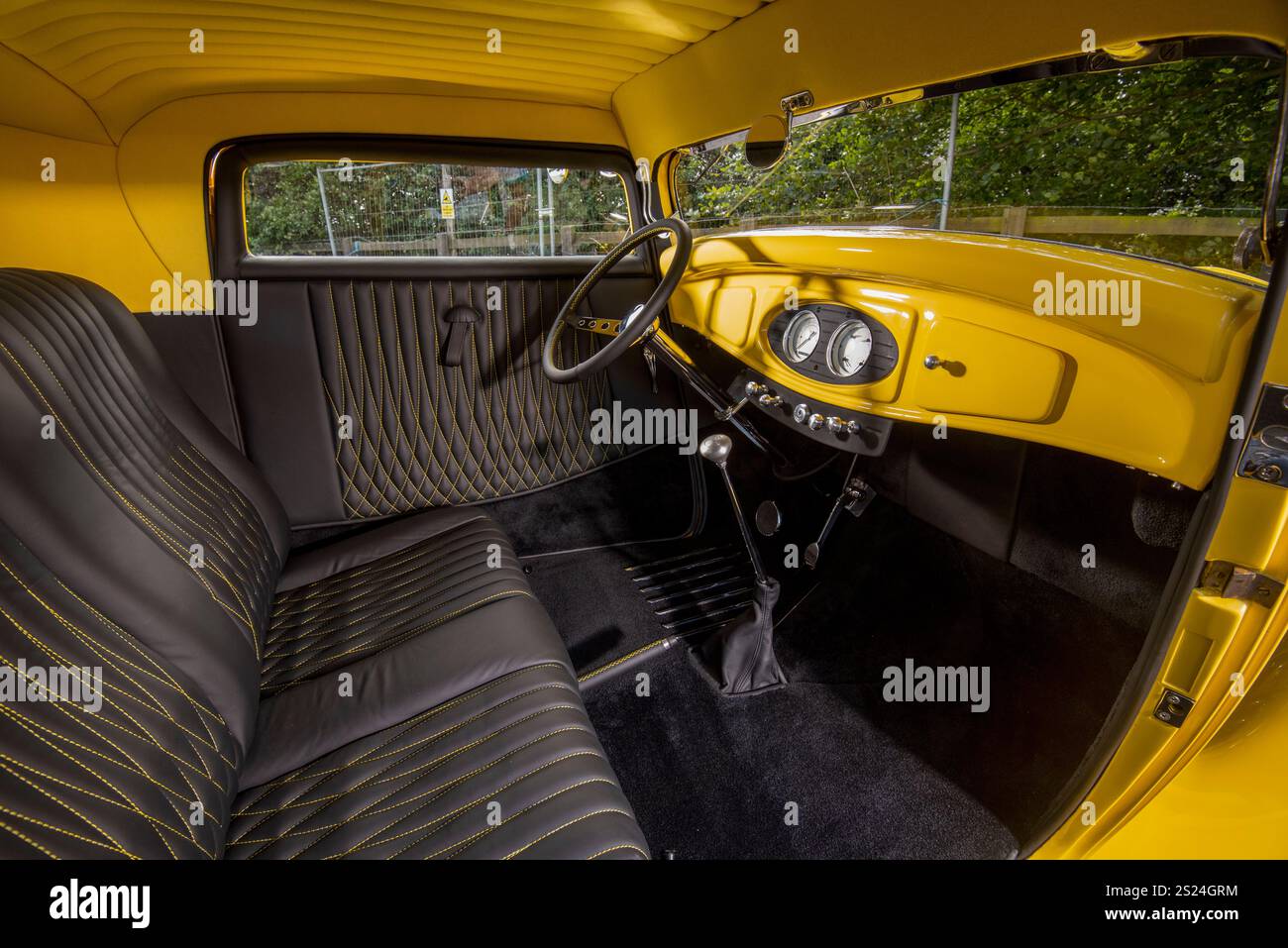 1938 Ford Model B "Deuce Coupe" tradizionale Hot Rod con una Chevy V8 da 5,7 litri, simile al film American Graffiti Hot Rod Foto Stock