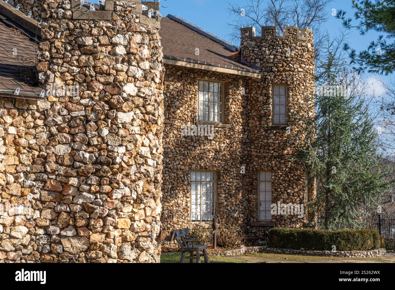 Franklin Castle, un castello in pietra restaurato dell'era della depressione a Tahlequah, Oklahoma. (USA) Foto Stock