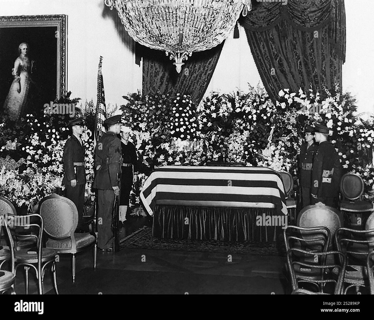I servizi funebri del presidente degli Stati Uniti Franklin D. Roosevelt, East Room, Casa Bianca, Washington, D.C., USA, Franklin D. Roosevelt Presidential Library & Museum, 14 aprile 1945 Foto Stock