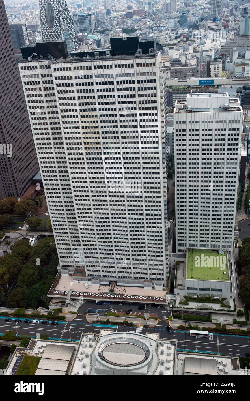 Vista dall'edificio del governo metropolitano di Tokyo a Shinjuku Tokyo Giappone Foto Stock