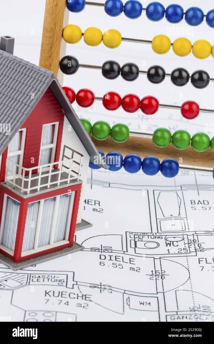 Casa residenziale, abaco, piano di costruzione, simbolo foto per la costruzione di case, finanziamento, società di costruzione Austria Foto Stock