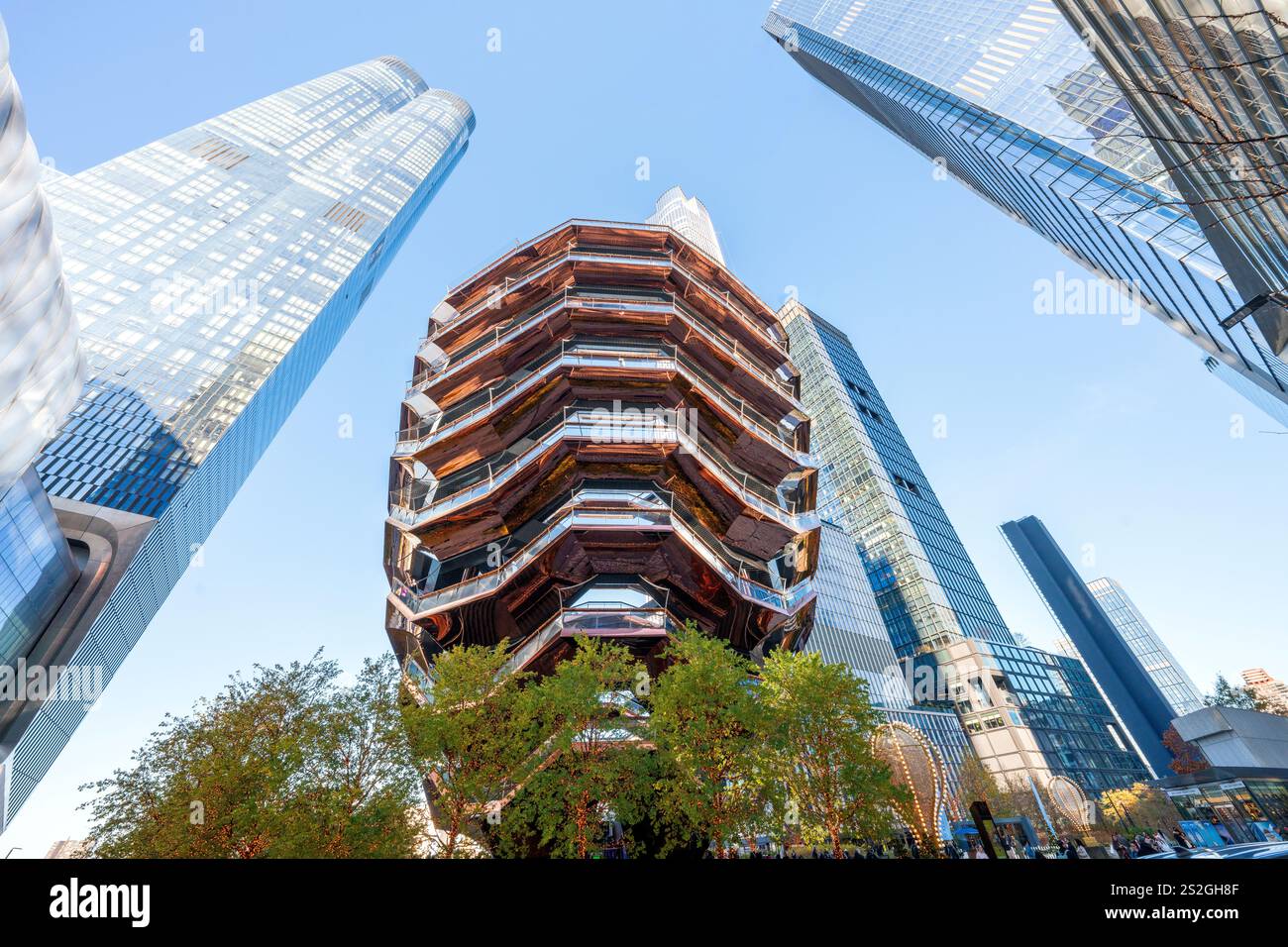 Hudson Yards Shopping Mall e la nave decorata per natale Midtown, Manhattan, New York City New York, USA Foto Stock