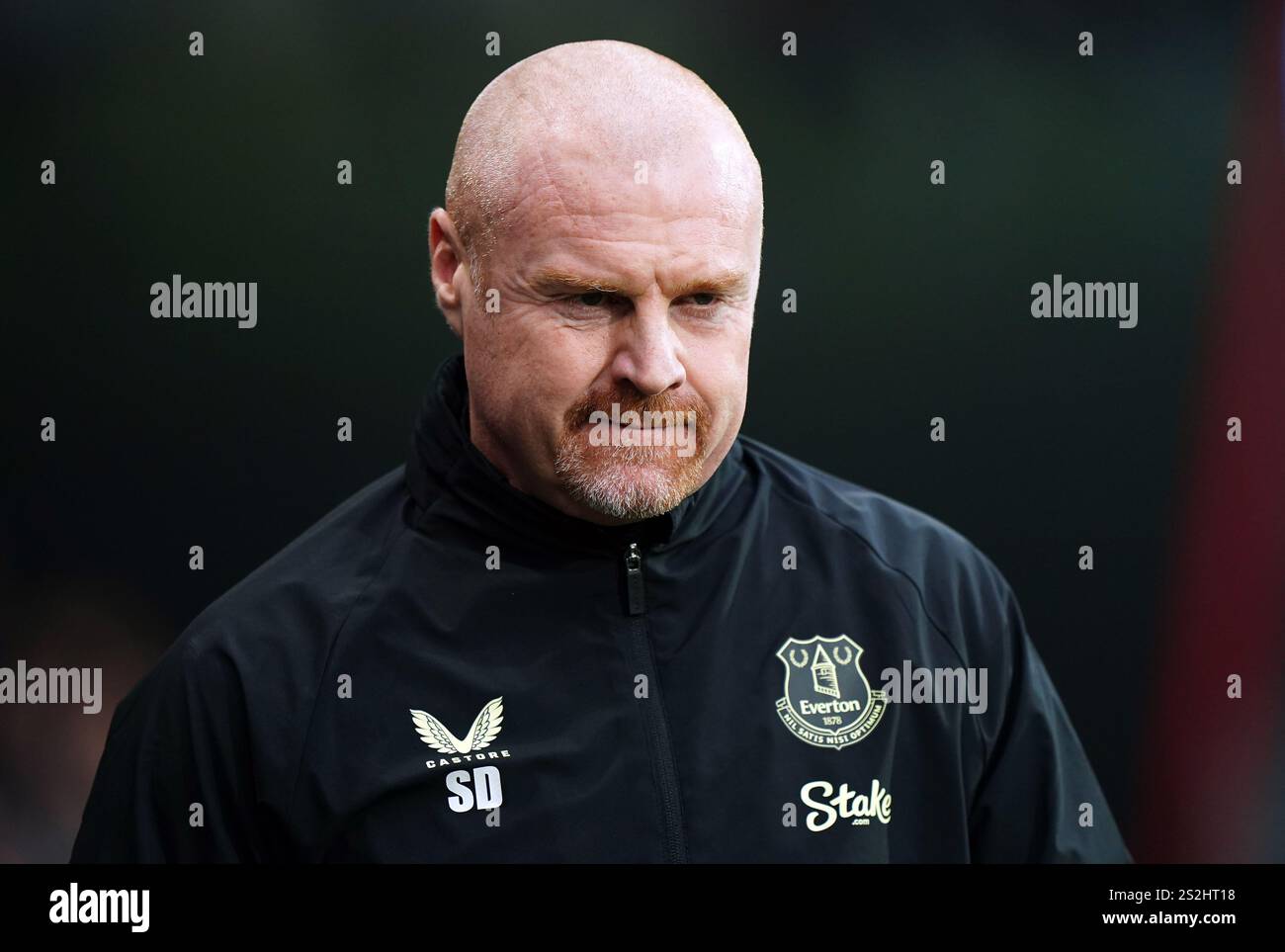 Foto del file datata 04/01/25 di Sean Dyche, che accetta Everton potrebbe considerare il suo futuro come manager, ma è determinato a combattere. Data di pubblicazione: Martedì 7 gennaio 2025. Foto Stock