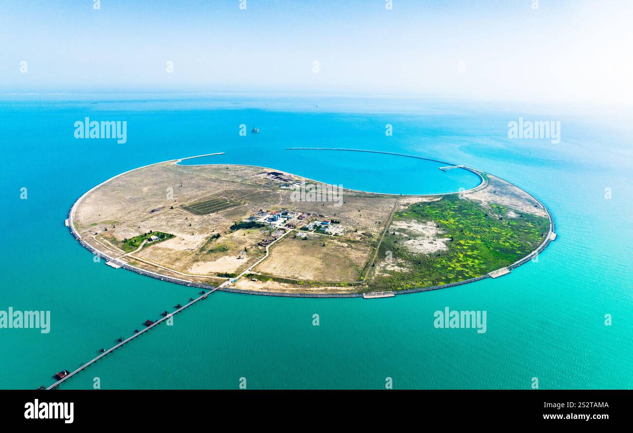 Vista panoramica aerea dell'isola artificiale Nanhai Pearl ad Haikou, Hainan Foto Stock