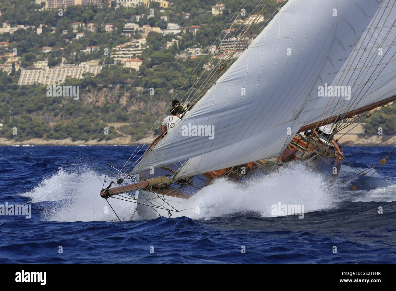 Regata degli ultimi quattro storici yacht a vela sopravvissuti della classe 15 metri durante la Monaco Classic Week 2017, Race of the Classic Sailing Foto Stock