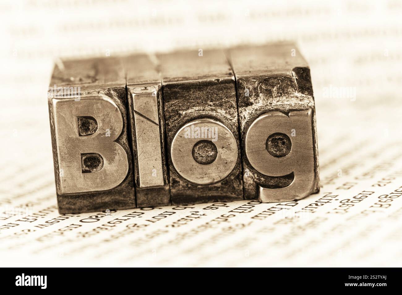 La parola blog scritta in lettere principali. Foto simbolo per bloggen Austria Foto Stock