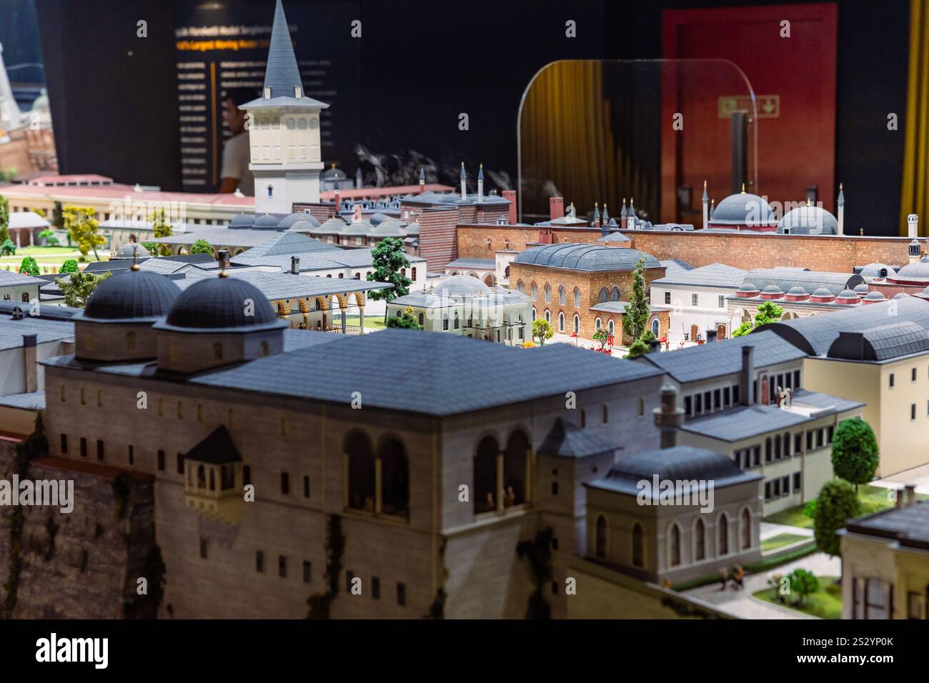 Palazzo Topkapi di Istanbul esposizione storica di modelli della penisola a Miniaturk. Istanbul Turchia - 7.12.2024 Foto Stock