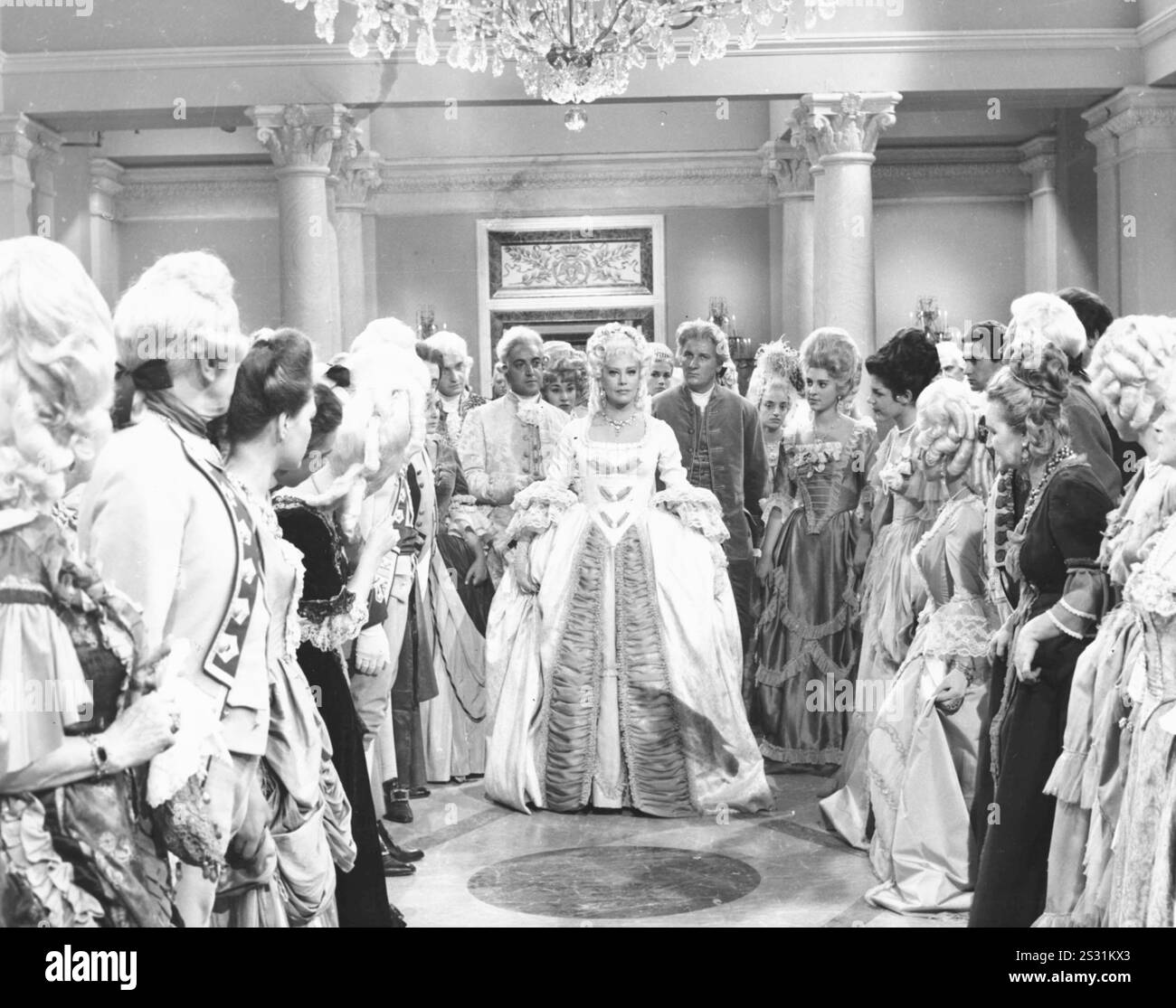 CATHERINE LA GRANDE, ALIAS L'IMPERATRICE SCARLETTA MARLENE DIETRICH data: 1934 Foto Stock