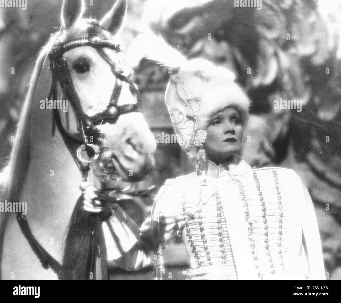 CATHERINE LA GRANDE, ALIAS L'IMPERATRICE SCARLETTA MARLENE DIETRICH data: 1934 Foto Stock