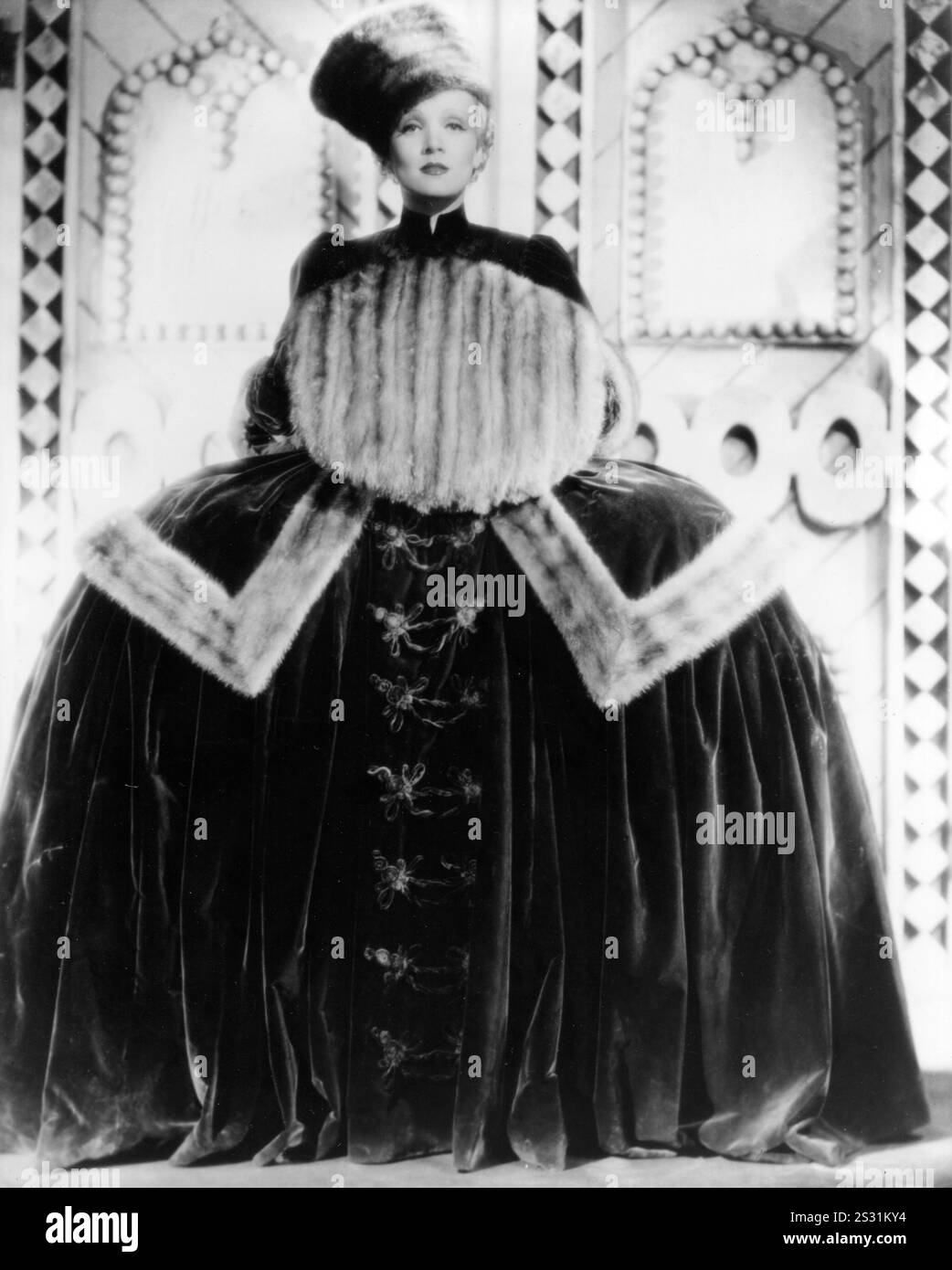 CATHERINE LA GRANDE, ALIAS L'IMPERATRICE SCARLETTA MARLENE DIETRICH data: 1934 Foto Stock