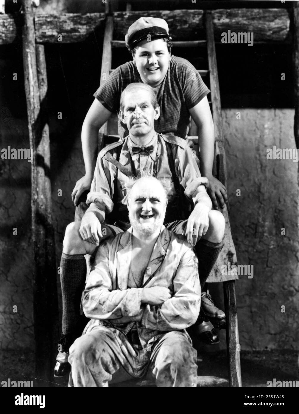 VECCHIE OSSA DEL FIUME DALL'ALTO AL BASSO: GRAHAM MOFFAT, WILL HAY, MOORE MARRIOT data: 1938 Foto Stock