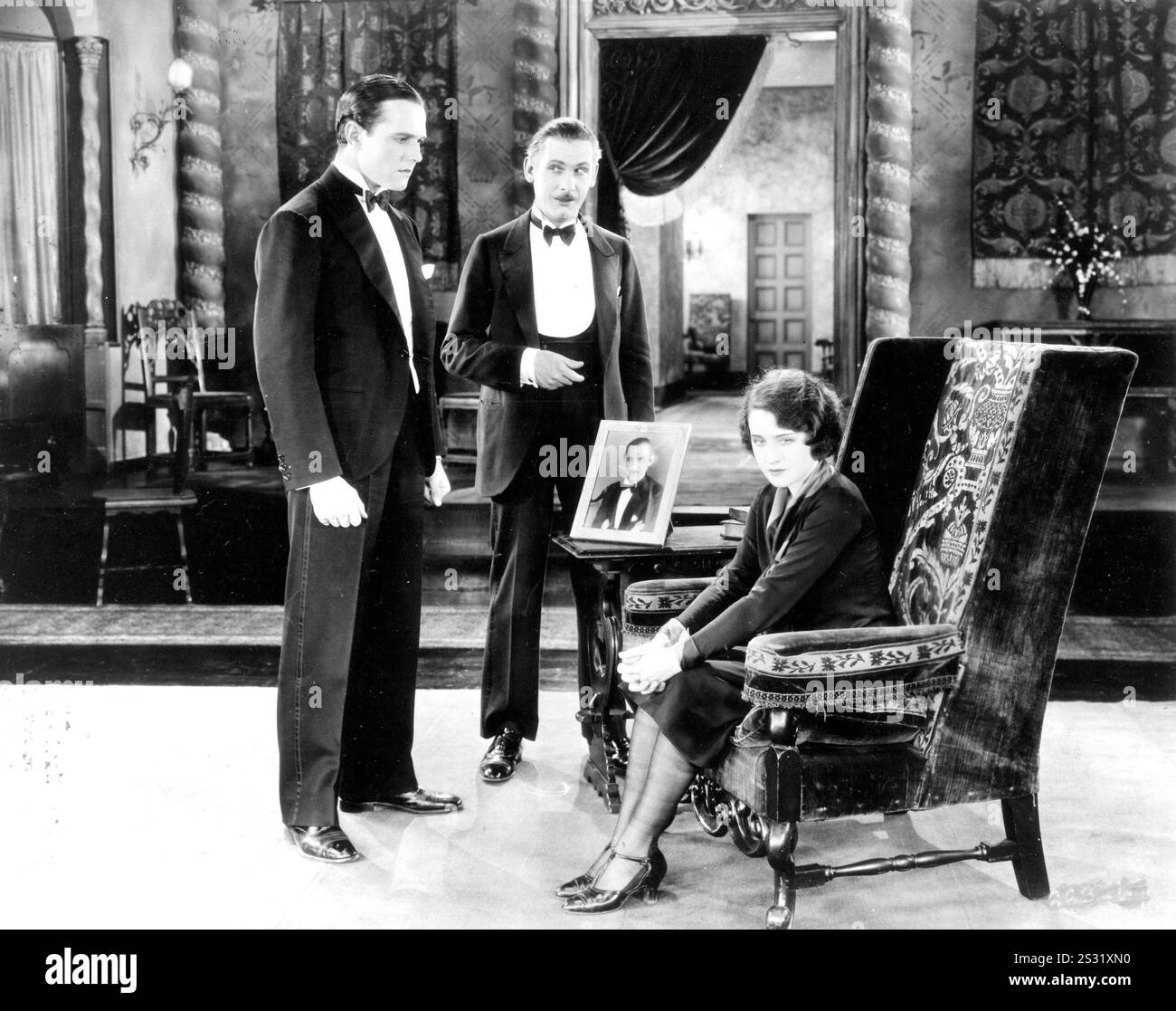 UNO SCHIAVO DELLA MODA MGM WILLIAM HAINES, LEW CODY, NORMA SHEARER PICTURE DAL RONALD GRANT ARCHIVE UNO SCHIAVO DELLA MODA MGM WILLIAM HAINES, LEW CODY, NORMA SHEARER data: 1925 Foto Stock