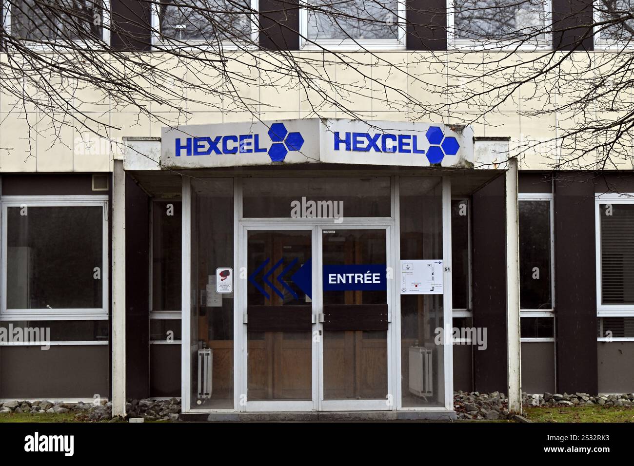 Welkenraedt, Belgio. 9 gennaio 2025. Stabilimento di Hexcel Corporation a Welkenraedt nella foto giovedì 9 gennaio 2025. Il leader mondiale nella tecnologia avanzata dei materiali compositi leggeri ha annunciato l'intenzione di chiudere il suo stabilimento di Welkenraedt, dove lavorano 109 persone. BELGA PHOTO ERIC LALMAND credito: Belga News Agency/Alamy Live News Foto Stock