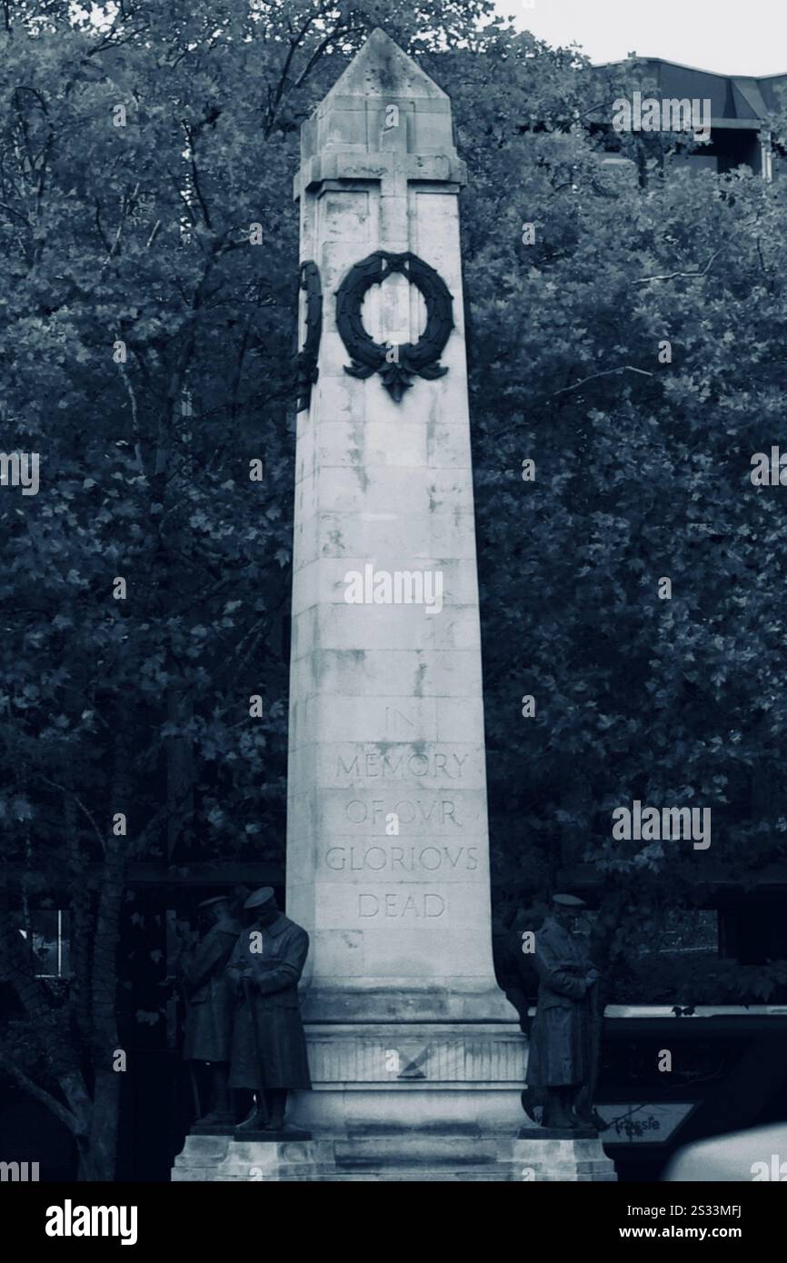 London and North Western Railway War Memorial, stazione ferroviaria di Euston, Camden, Londra, Inghilterra. Foto Stock