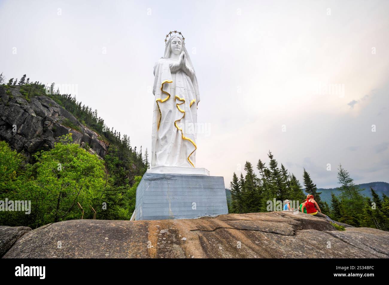 Statua di nostra Signora di Saguenay a Trinite cape, Parco Nazionale di Saguenay, distretto Riviere-eternita, Provincia del Quebec, Canada, Nord America Foto Stock