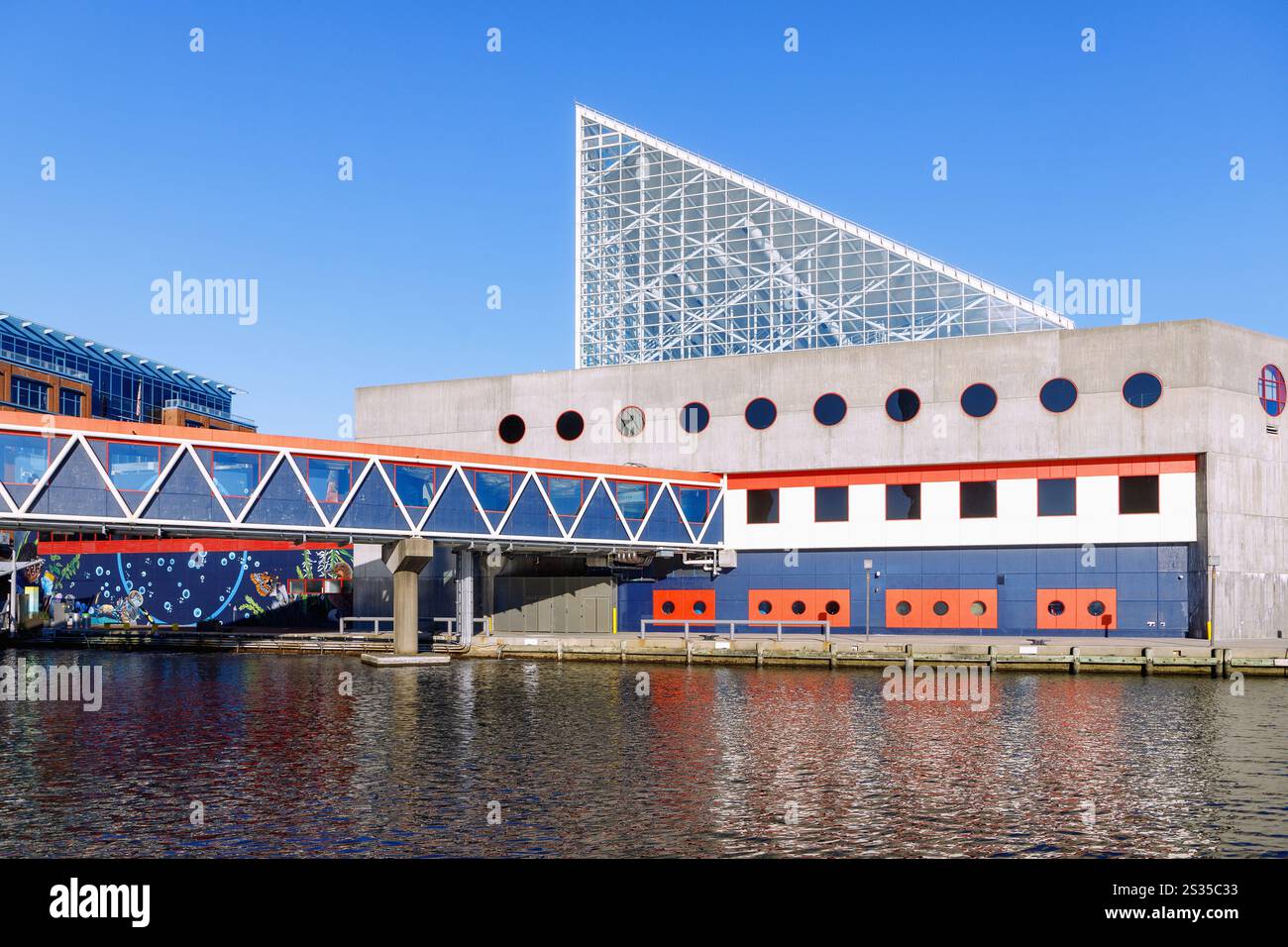 Marine Mammal Pavilion presso il porto interno di Baltimora, Maryland, Stati Uniti Foto Stock